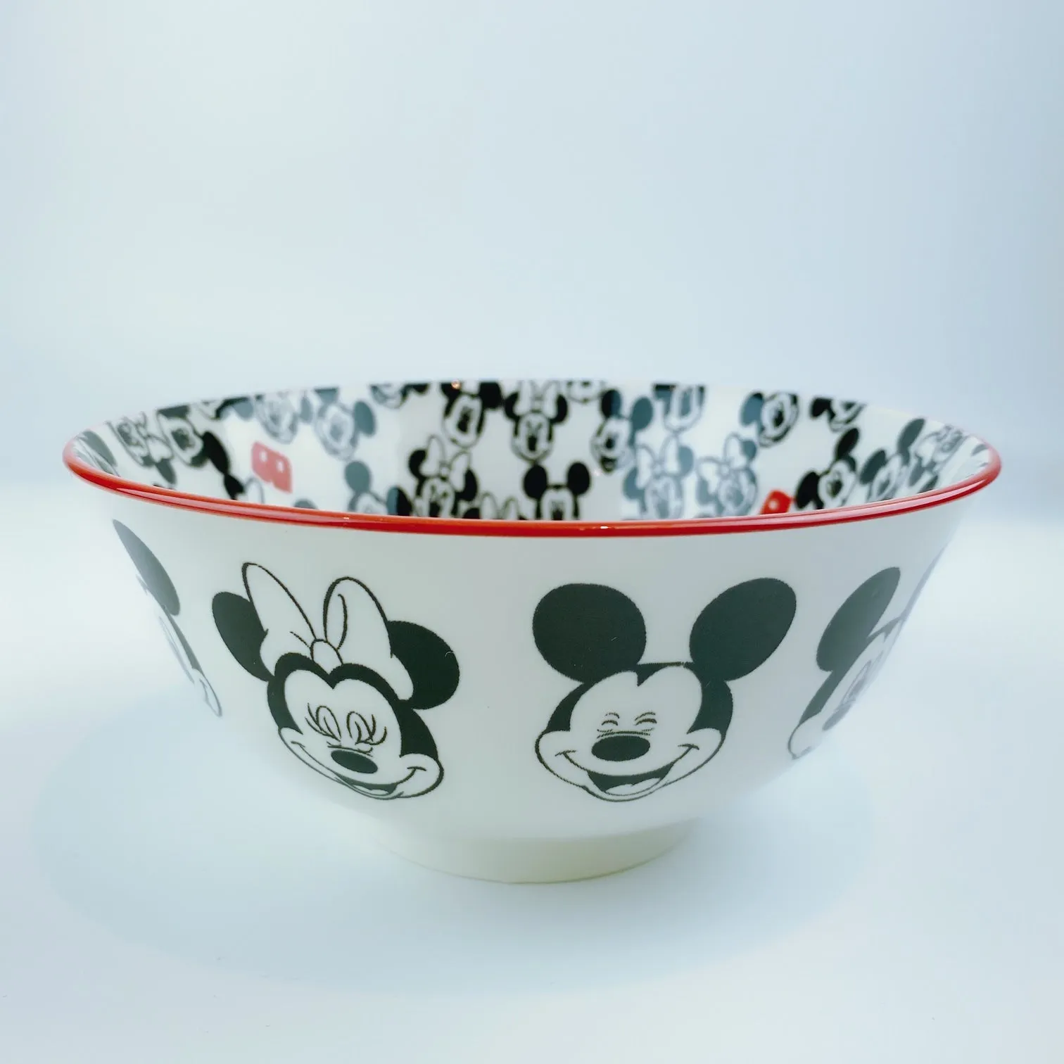 Disney Mickey Mouse Minnie Mouse Pop Faces Bowl Large 22oz by ZRIKE BRANDS