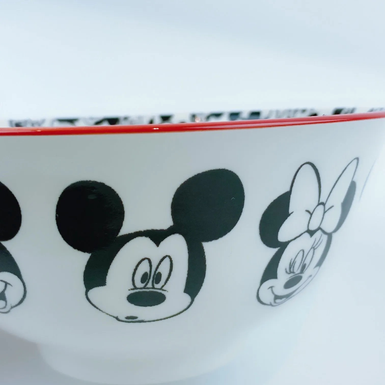 Disney Mickey Mouse Minnie Mouse Pop Faces Bowl Large 22oz by ZRIKE BRANDS