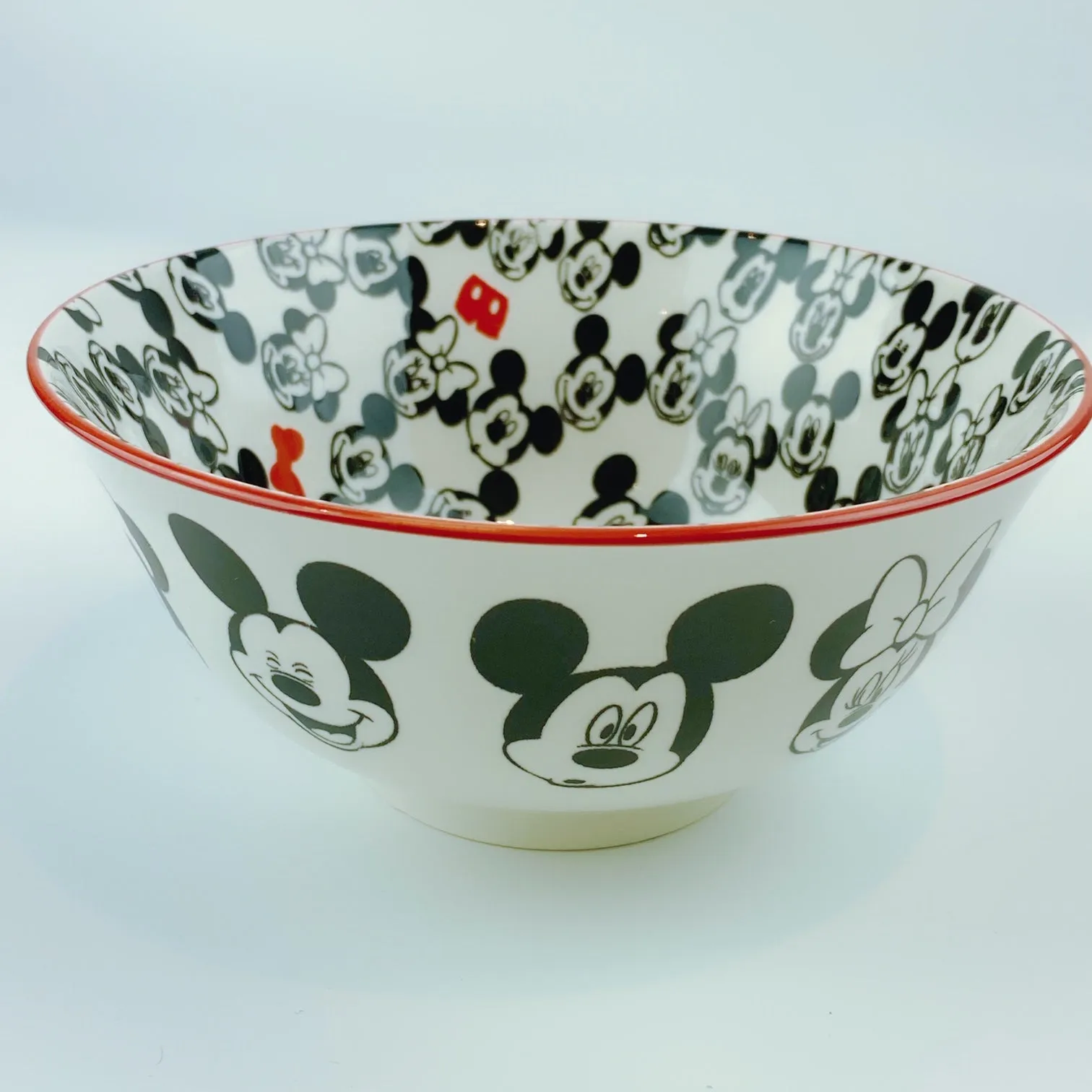 Disney Mickey Mouse Minnie Mouse Pop Faces Bowl Large 22oz by ZRIKE BRANDS