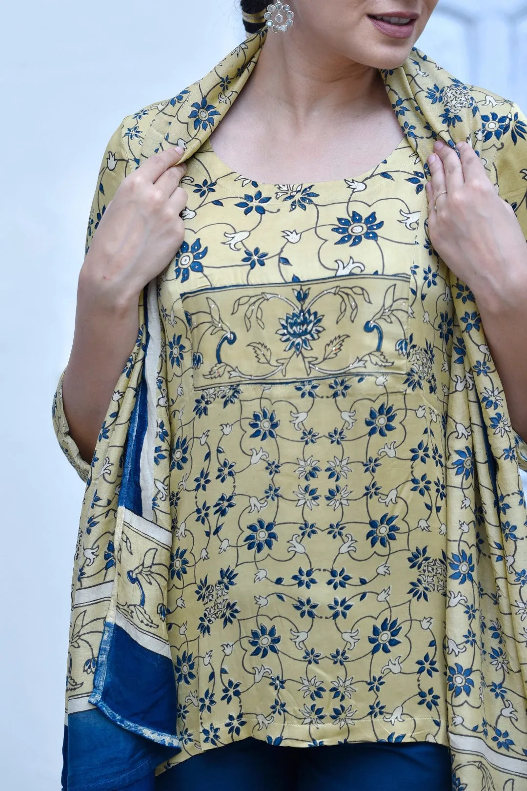 Taraasha Green Block Print Modal Satin Top | Ray-Ethnic