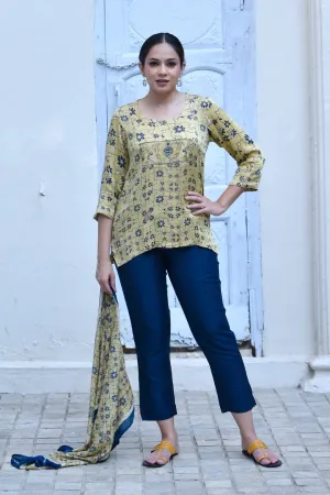 Taraasha Green Block Print Modal Satin Top | Ray-Ethnic