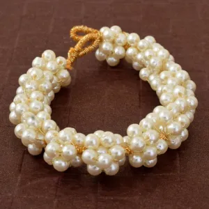 Trendy Pearl Gajra for Women