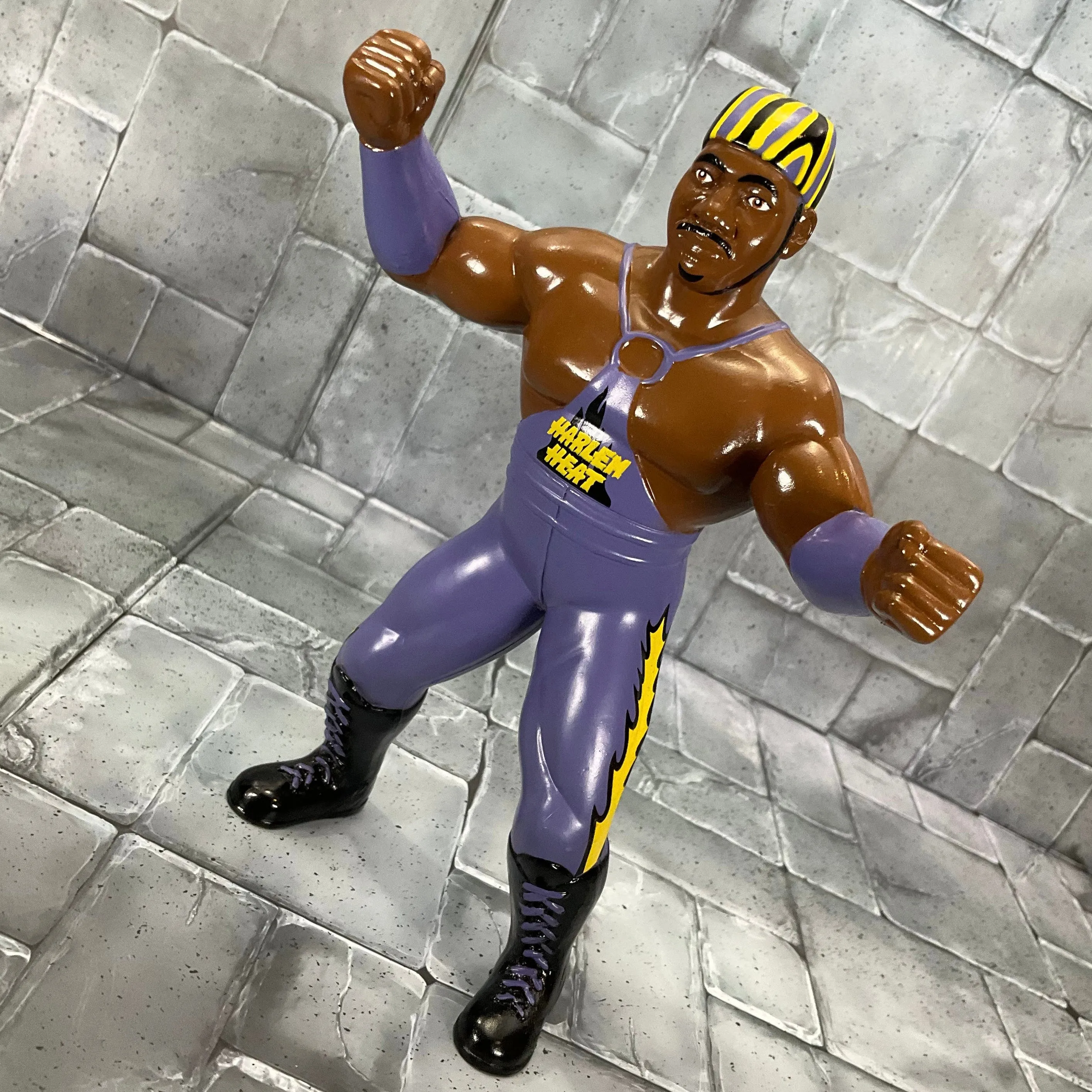 WCW Rubber Wrestlers - Harlem Heat Purple Outfit